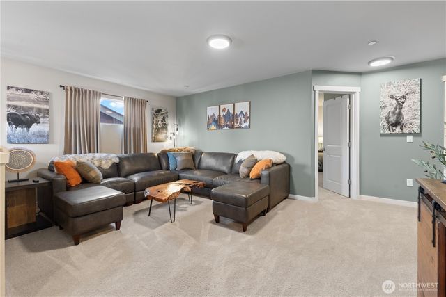 12809 107th Avenue Ct E, Puyallup, WA 98374