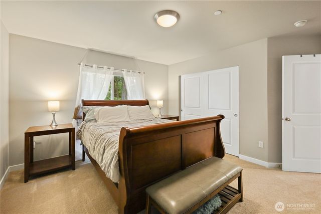 12809 107th Avenue Ct E, Puyallup, WA 98374