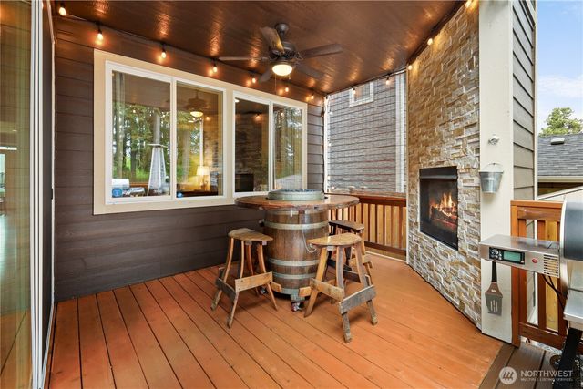 12809 107th Avenue Ct E, Puyallup, WA 98374