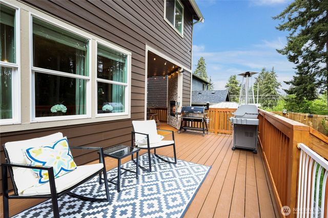 12809 107th Avenue Ct E, Puyallup, WA 98374