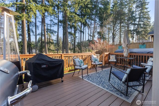 12809 107th Avenue Ct E, Puyallup, WA 98374