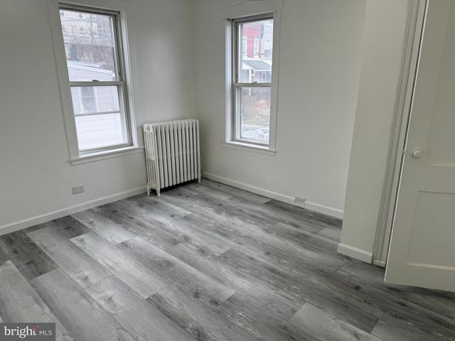 1322 GREEN ST, Reading, PA 19604