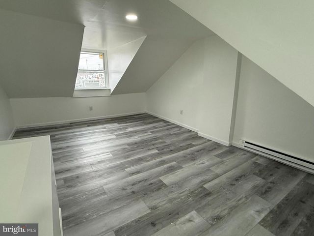 1322 GREEN ST, Reading, PA 19604