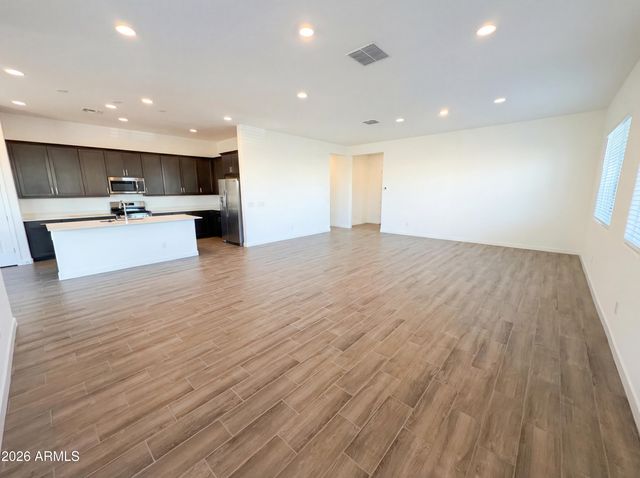 17624 W LUPINE Avenue, Goodyear, AZ 85338