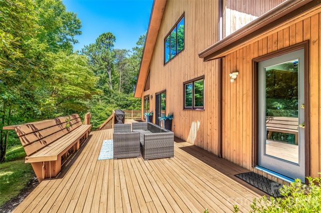 340 Sugar Hollow Road, Fairview, NC 28730