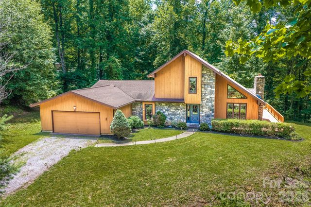 340 Sugar Hollow Road, Fairview, NC 28730