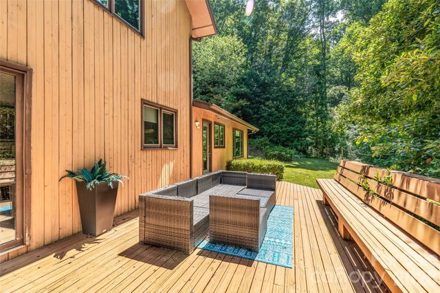 340 Sugar Hollow Road, Fairview, NC 28730