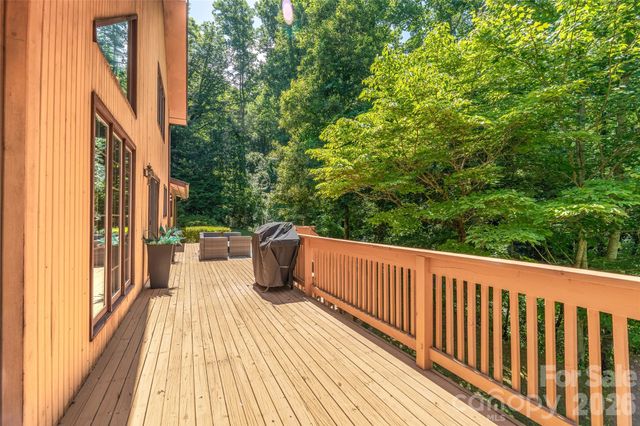 340 Sugar Hollow Road, Fairview, NC 28730