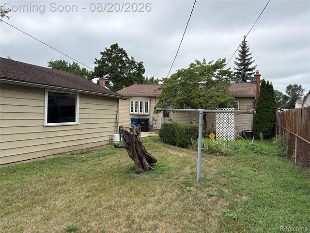 405 S Wildwood Street, Westland, MI 48186