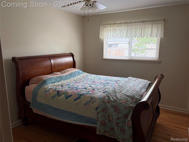405 S Wildwood Street, Westland, MI 48186