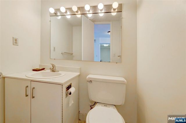 7002 Boulevard East 15p, Guttenberg, NJ 07093