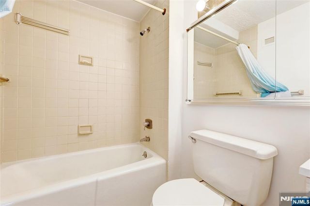 7002 Boulevard East 15p, Guttenberg, NJ 07093