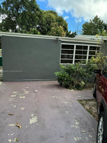 17971 NW 4th Ave, Miami Gardens, FL 33169