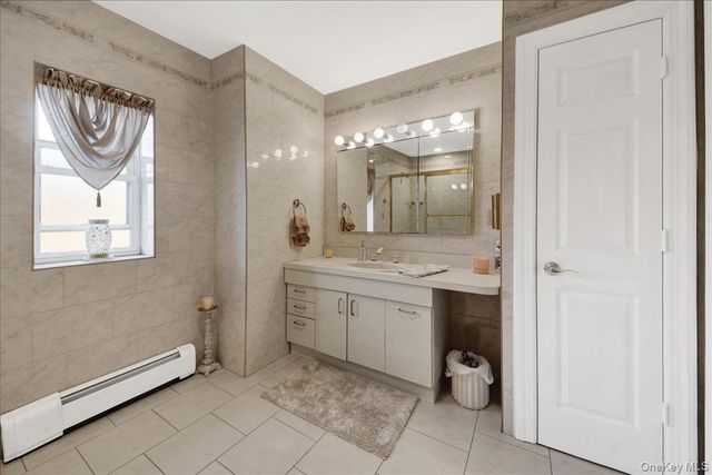1015 Dean Avenue, Bronx, NY 10465