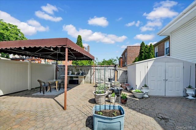 1015 Dean Avenue, Bronx, NY 10465