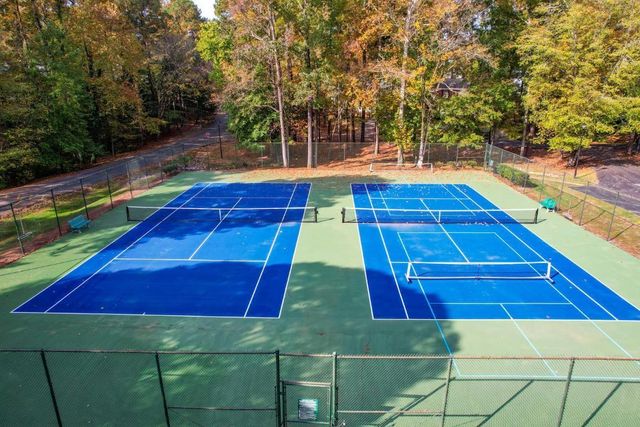 6736 Queen Annes Drive, Raleigh, NC 27613