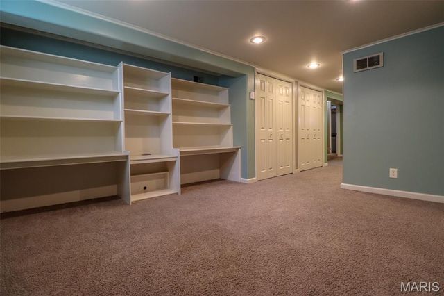 8932 Ione Lane, Affton, MO 63123