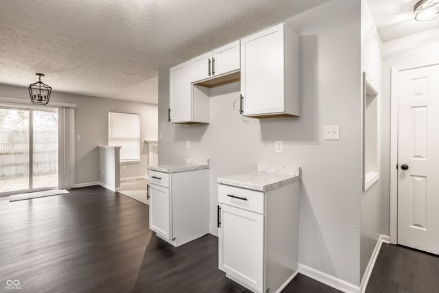 6016 Sycamore Forge Drive, Indianapolis, IN 46254