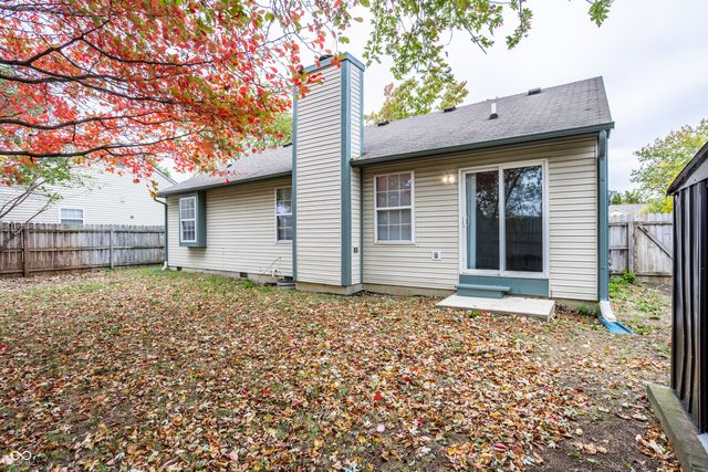 6016 Sycamore Forge Drive, Indianapolis, IN 46254