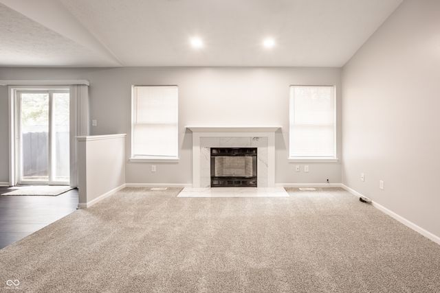 6016 Sycamore Forge Drive, Indianapolis, IN 46254