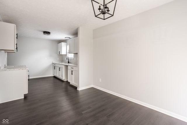 6016 Sycamore Forge Drive, Indianapolis, IN 46254