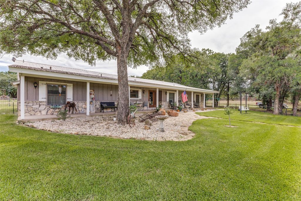 7085 Red Bud Lane, Fort Worth, TX 76135 — photo 3