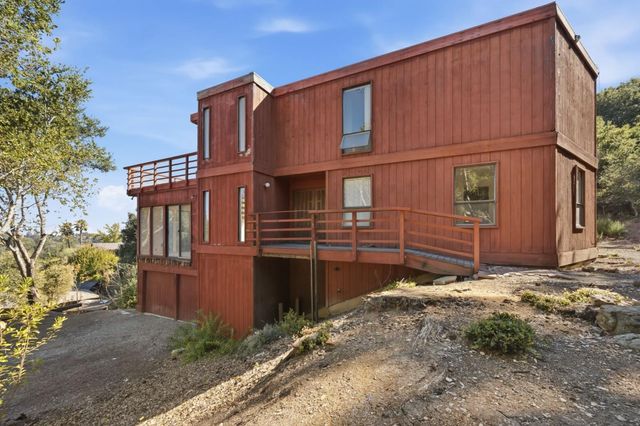 11490 Summit Wood Road, Los Altos Hills, CA 94022