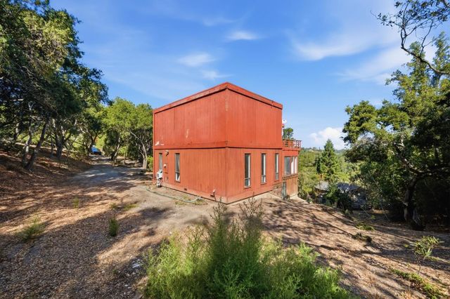 11490 Summit Wood Road, Los Altos Hills, CA 94022