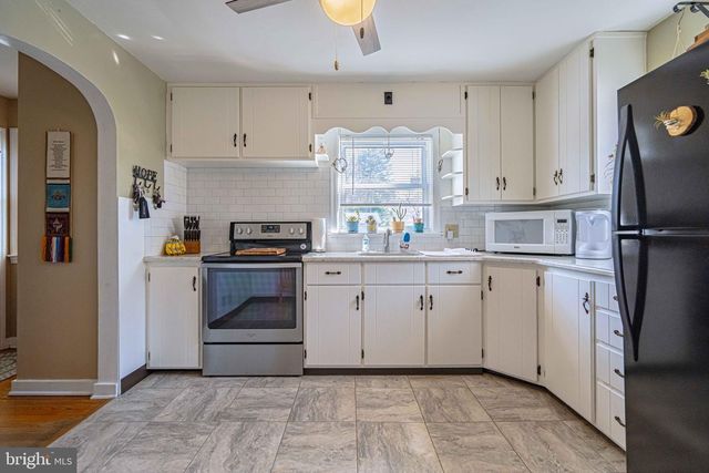 4212 5TH AVE, Temple, PA 19560