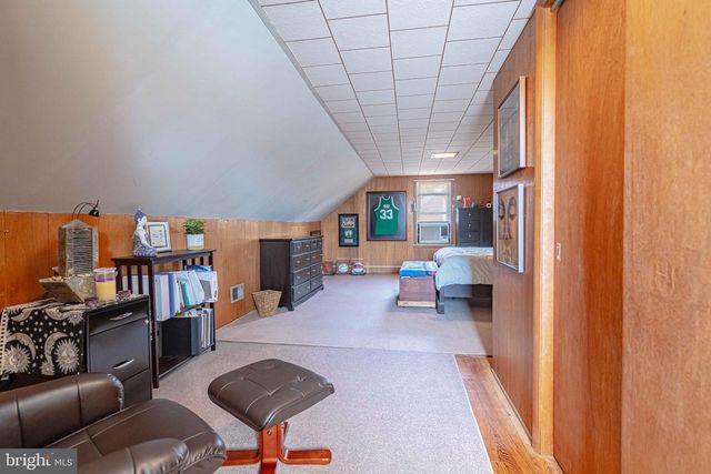 4212 5TH AVE, Temple, PA 19560