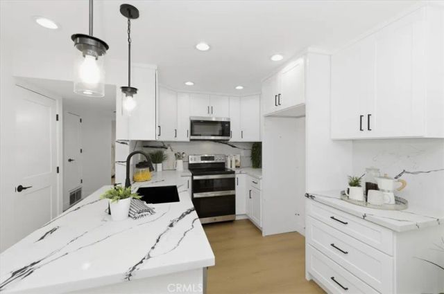 6952 Brightwood 3, Garden Grove, CA 92845