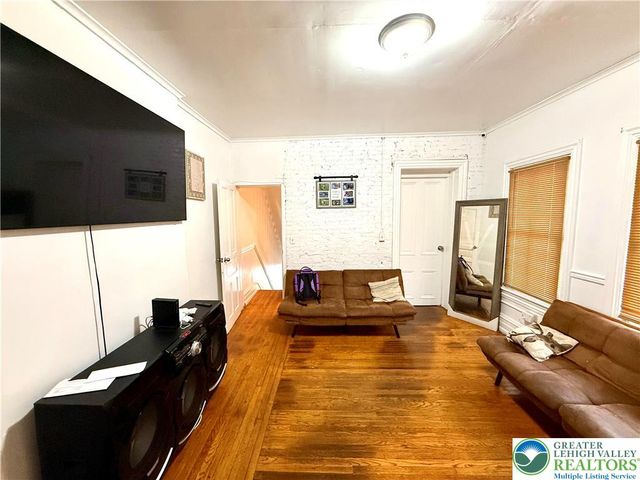 223 North 8th, Allentown City, PA 18102