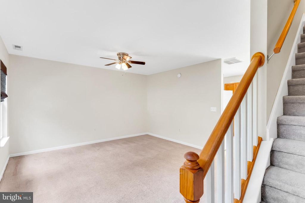 619 OXFORD ST, Pocomoke City, MD 21851