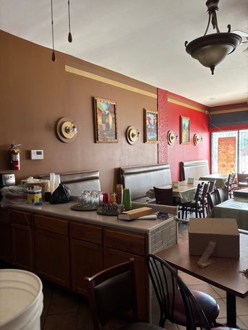 3910 W North Avenue 1, Chicago, IL 60647