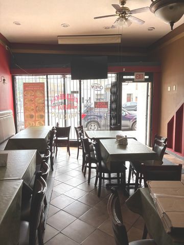 3910 W North Avenue 1, Chicago, IL 60647