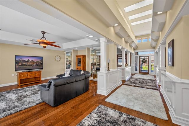 748 La Solana Drive, Redlands, CA 92373