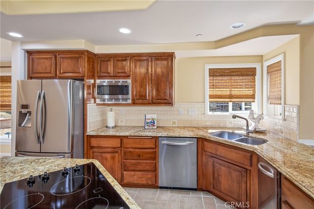 748 La Solana Drive, Redlands, CA 92373