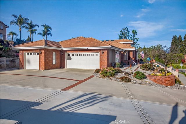 748 La Solana Drive, Redlands, CA 92373