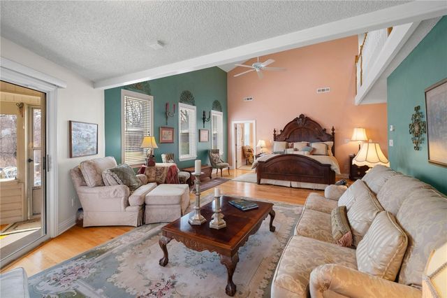 14242 Lake Forrest Heights Road, Siloam Springs, AR 72761