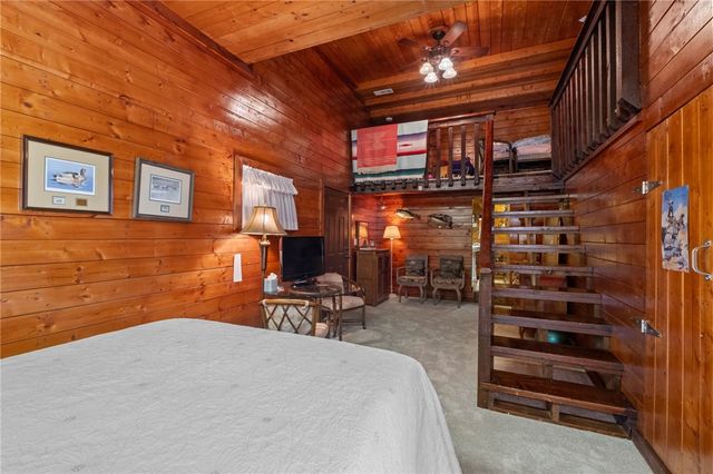 14242 Lake Forrest Heights Road, Siloam Springs, AR 72761