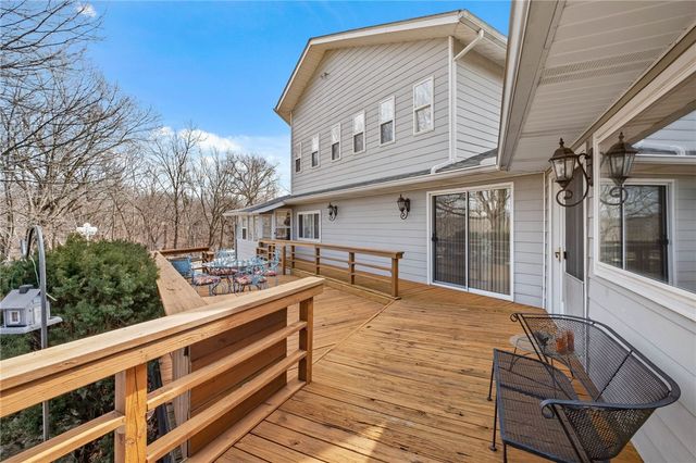 14242 Lake Forrest Heights Road, Siloam Springs, AR 72761