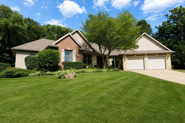 55802 Nature View Drive, New Carlisle, IN 46552