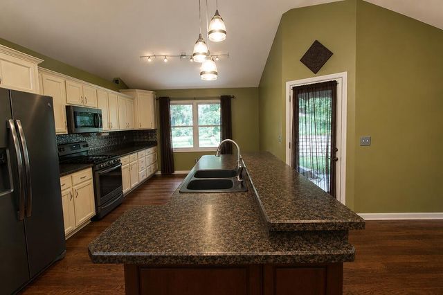 55802 Nature View Drive, New Carlisle, IN 46552