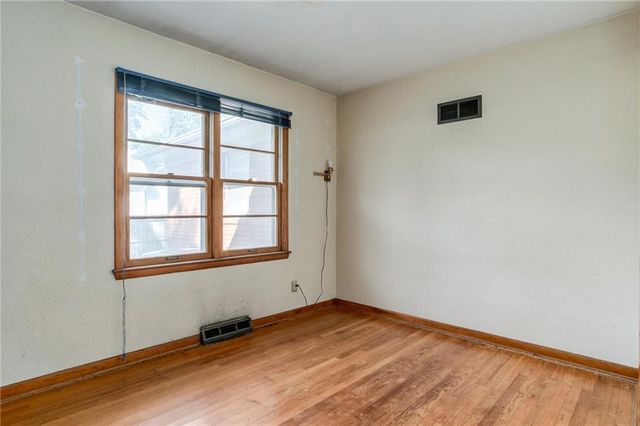 534 S 76th Terrace, Kansas City, KS 66111