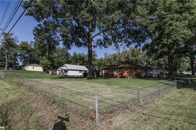 534 S 76th Terrace, Kansas City, KS 66111