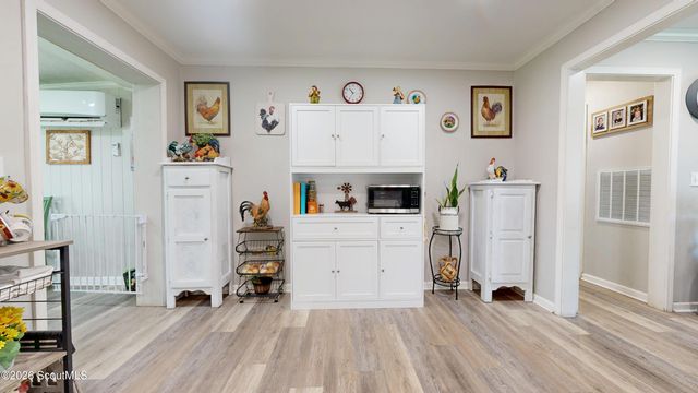 422 W Carter Avenue, Blackshear, GA 31516