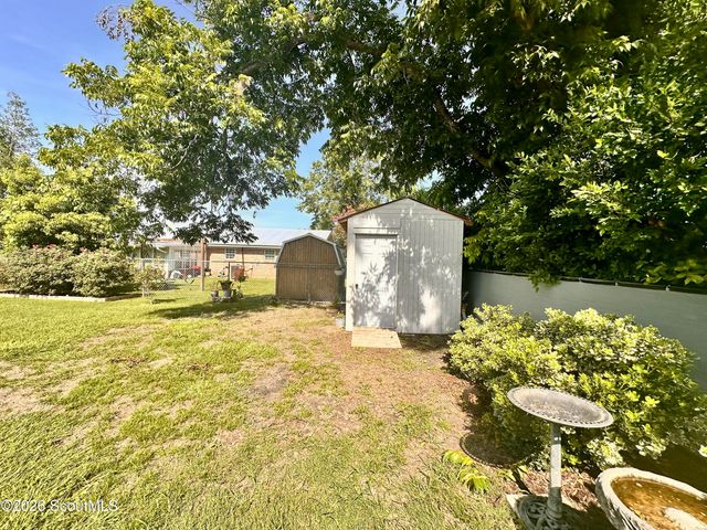422 W Carter Avenue, Blackshear, GA 31516