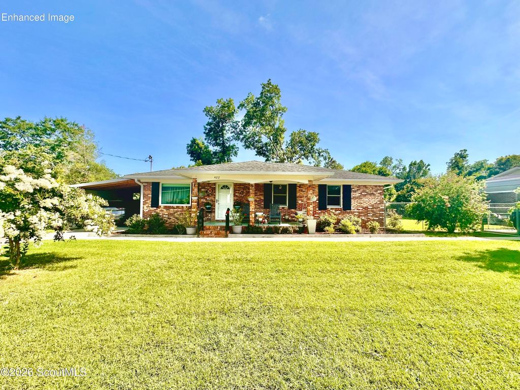 422 W Carter Avenue, Blackshear, GA 31516