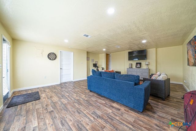 100 Kings Way, Horseshoe Bay, TX 78657