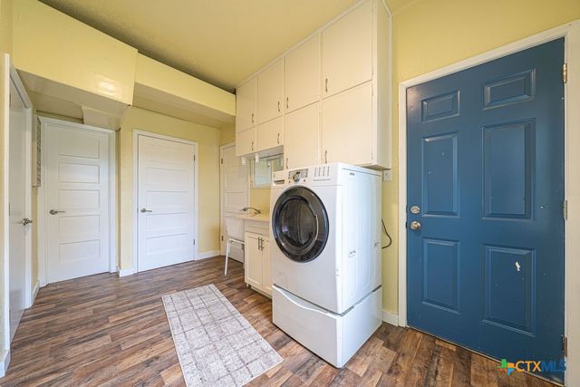 100 Kings Way, Horseshoe Bay, TX 78657